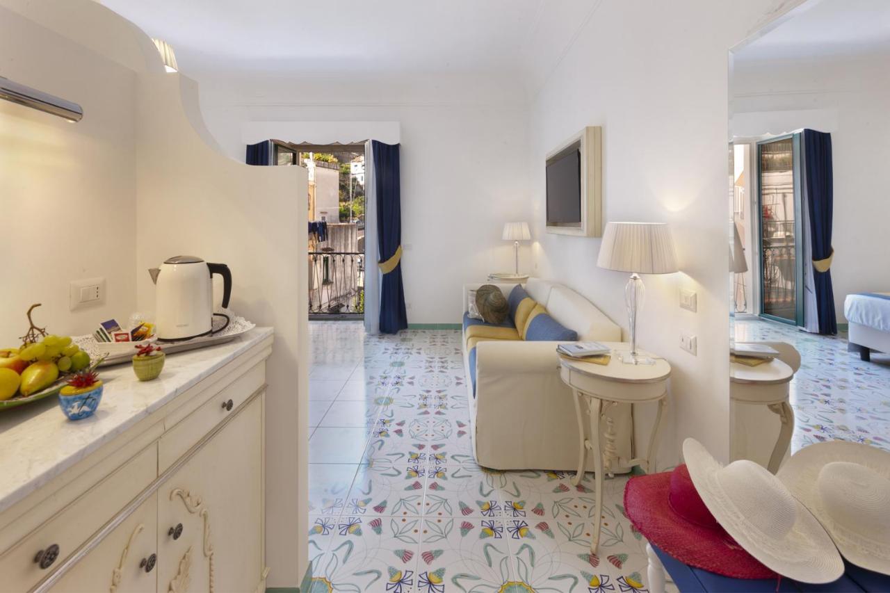 Antica Rheginna Luxury Room Минори Екстериор снимка